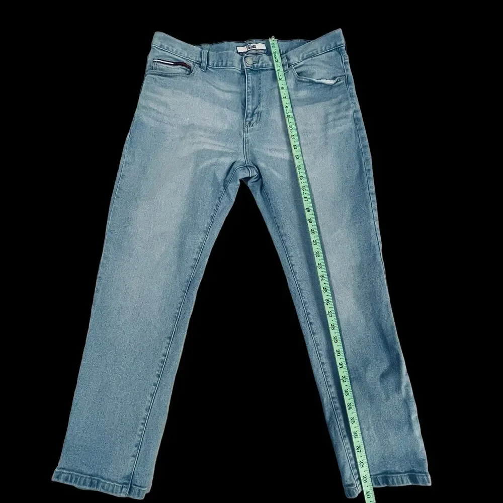 Tommy Hilfiger gently pre